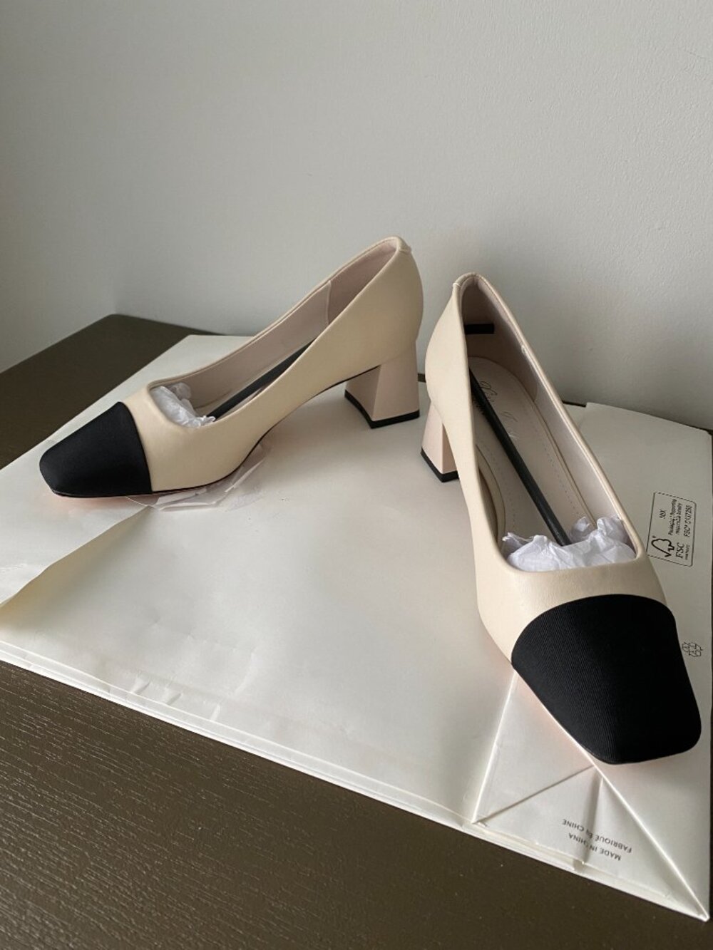 Elegant Color-Block High Heels Shoes – Size 38 (US 7.5 ) – New in Box